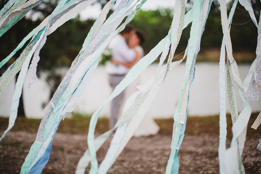 DIY Backyard Savannah Wedding Fabric Streamer Backdrop