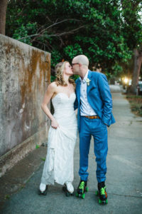 Sarah and Aron’s Downtown Savannah Elopement – Savannah Elopement Photographer – Roller Skate Wedding