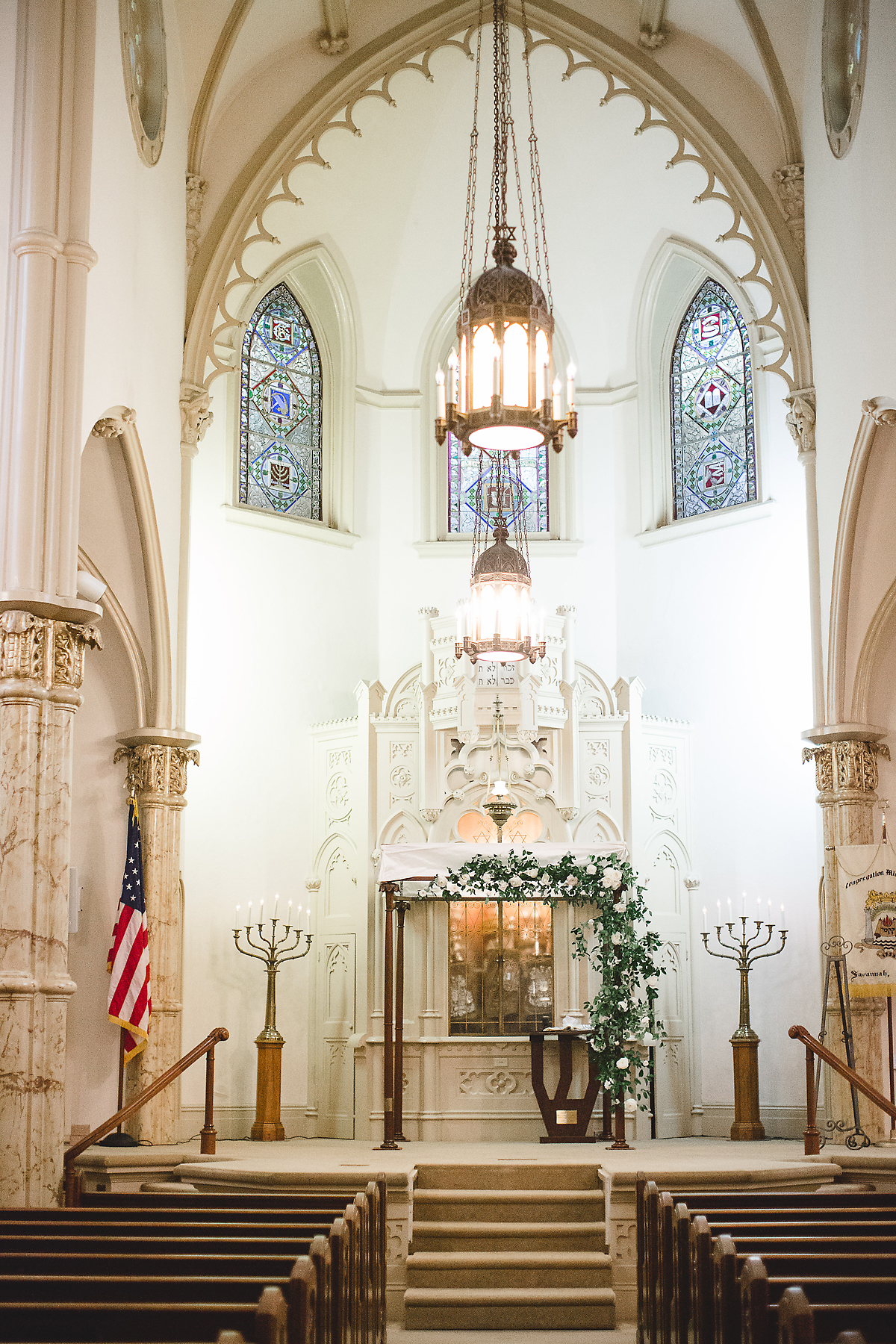 Katie & Noah Savannah Wedding – Congregation Mickve Israel wedding, planning by Design Studio South – Izzy Hudgins Photography – Savannah Wedding Photographer