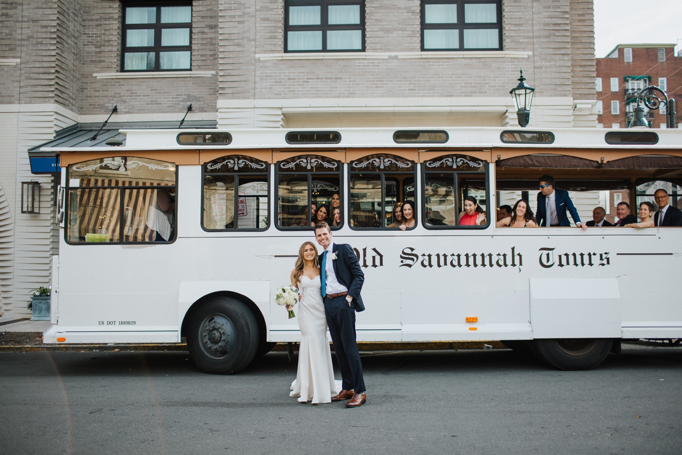 Spring wedding in Savannah, Georgia – Izzy Hudgins Photography
