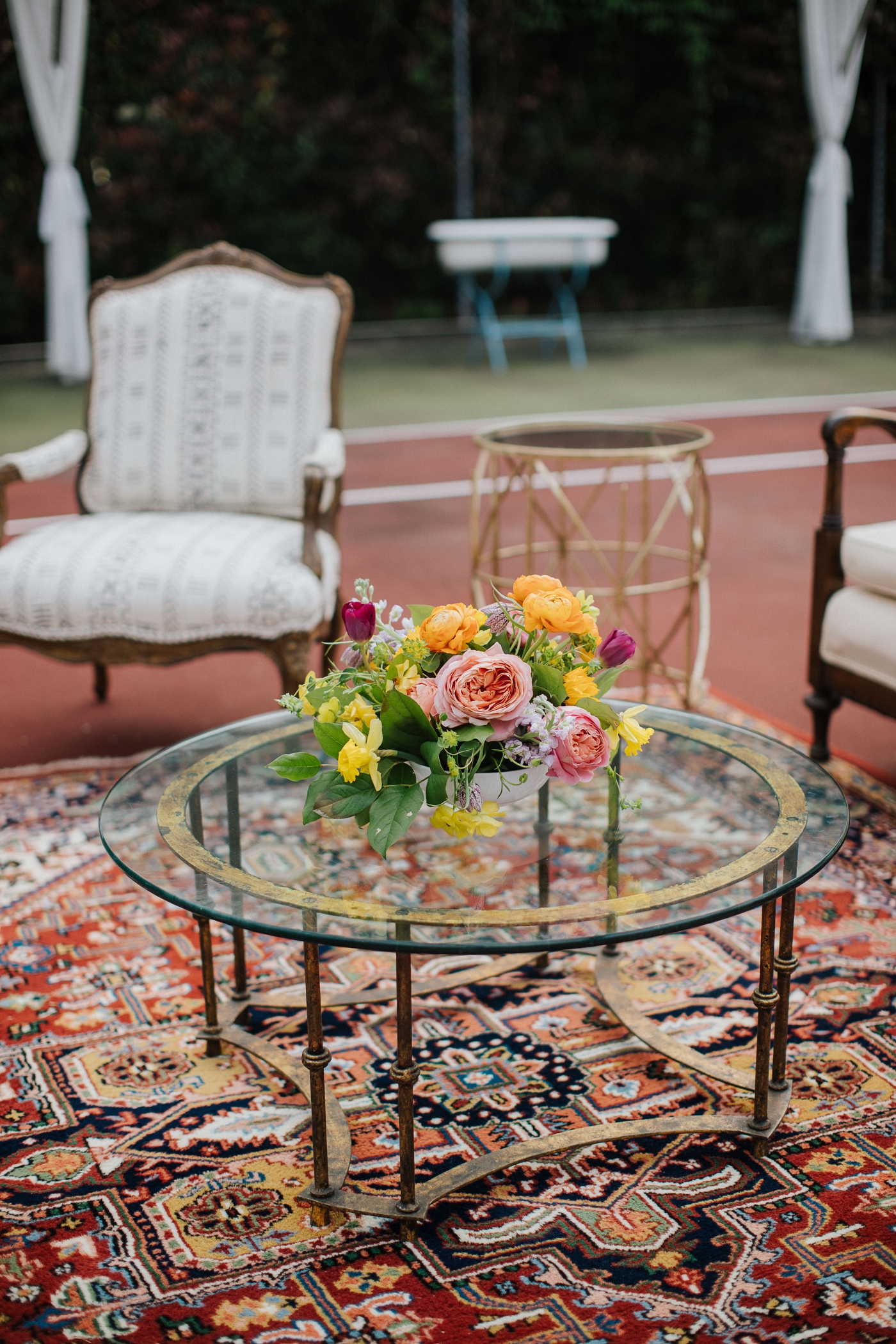 Colorful spring Charleston Backyard Wedding by Izzy Hudgins Photography