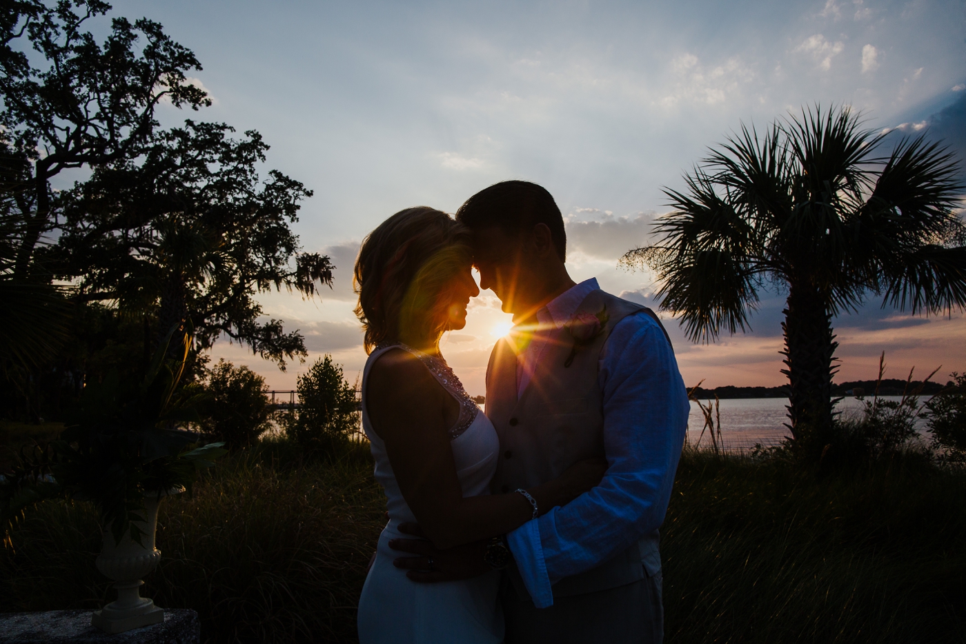 Sunset elopement in Savannah, Georgia at The Landings | Izzy and Co.