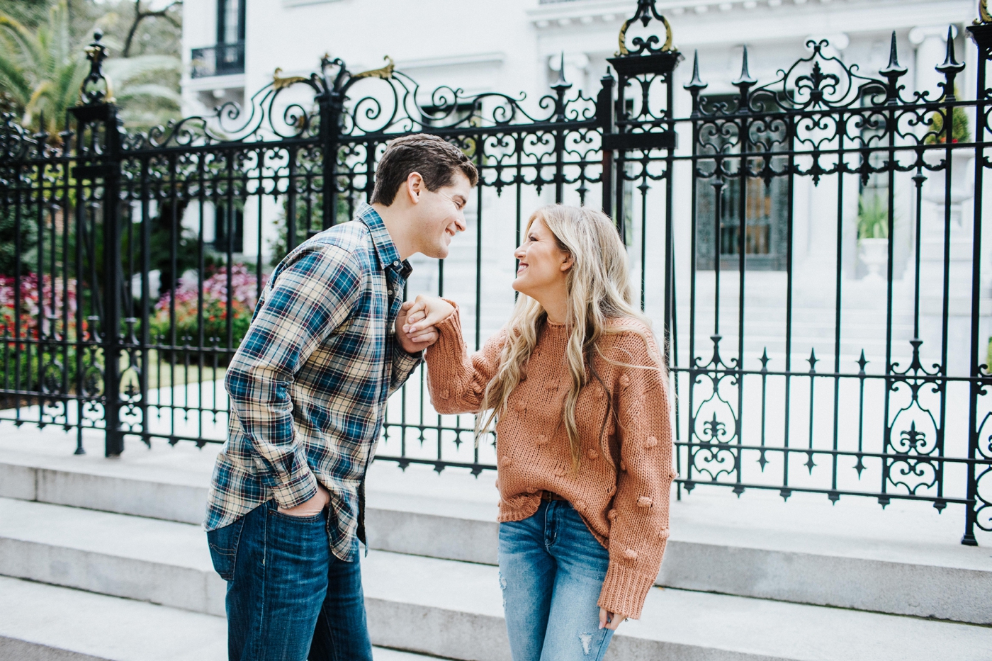 Macy & Matthew’s engagement session in Downtown Savannah | Izzy and Co.