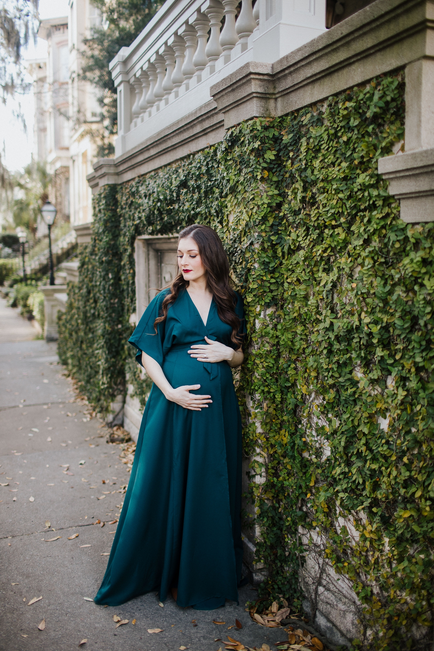 Spring maternity session in Historic Savannah 