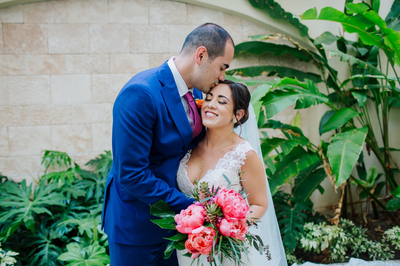 Bride and groom portraits at Moon Palace Resort in Cancun