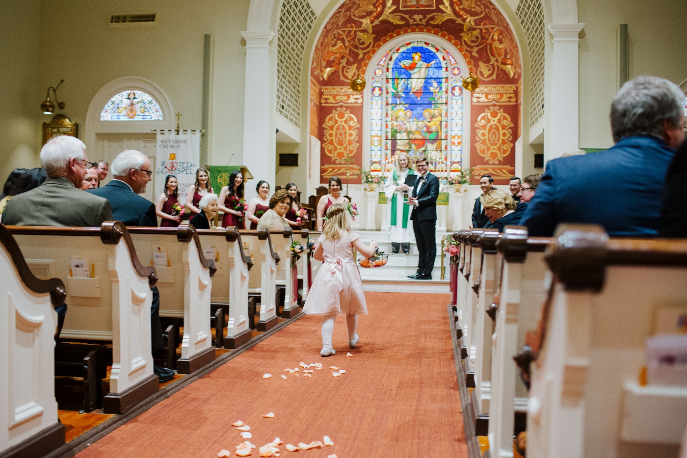 Wedding ceremony at the Lutheran Church of the Ascension in Savannah