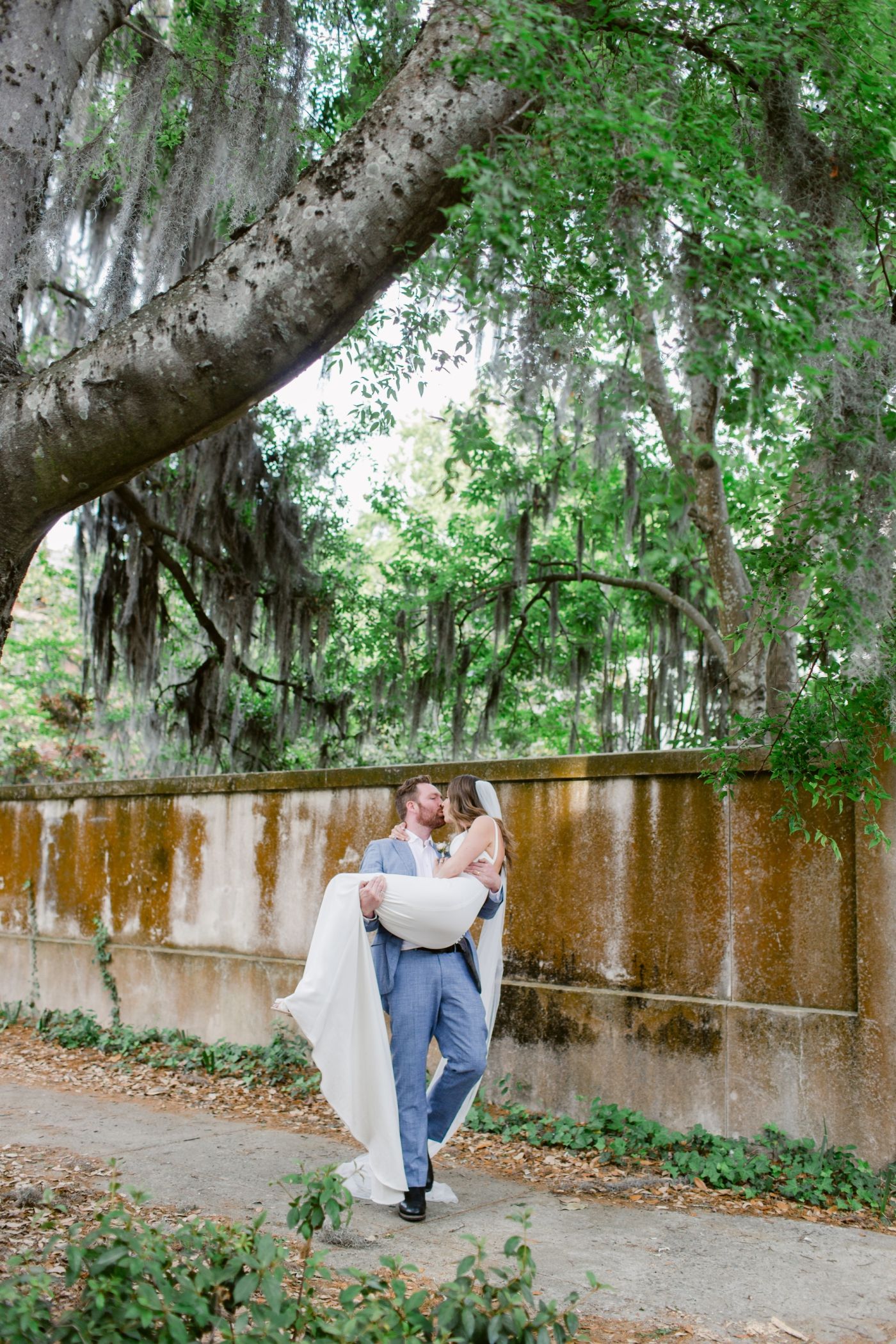 bride and groom portraits in Orleans Square