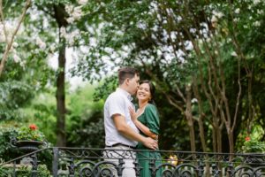 engagement session at Founder's Garden