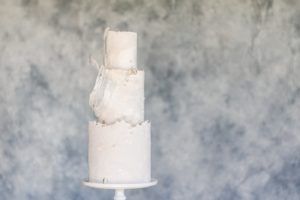 modern minimalist wedding cake