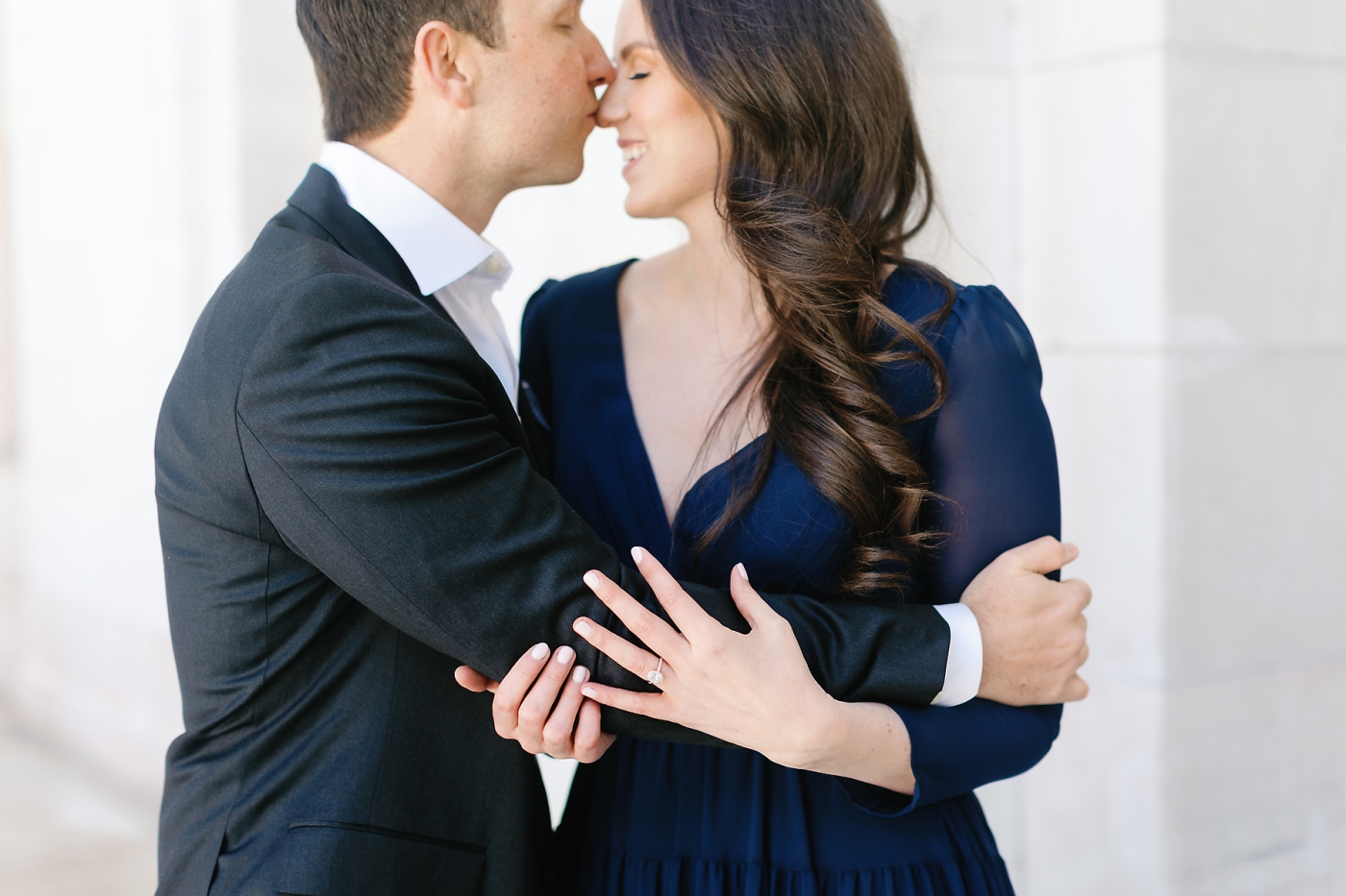 engagement session at Bryon Courthouse