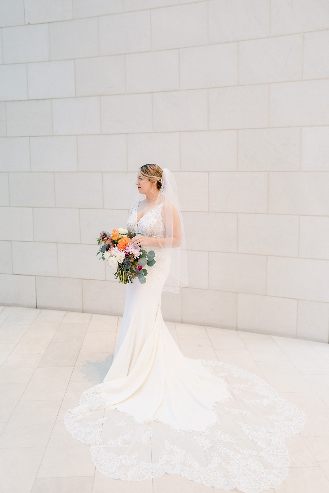 bridal portraits at The Jepson Center