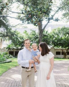 family portraits by Izzy and Co Photography